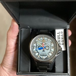 Calavara skull squad watch
